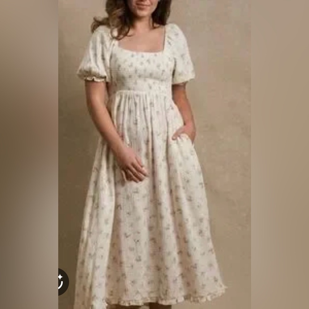 ISO Neuflora dress in S or M